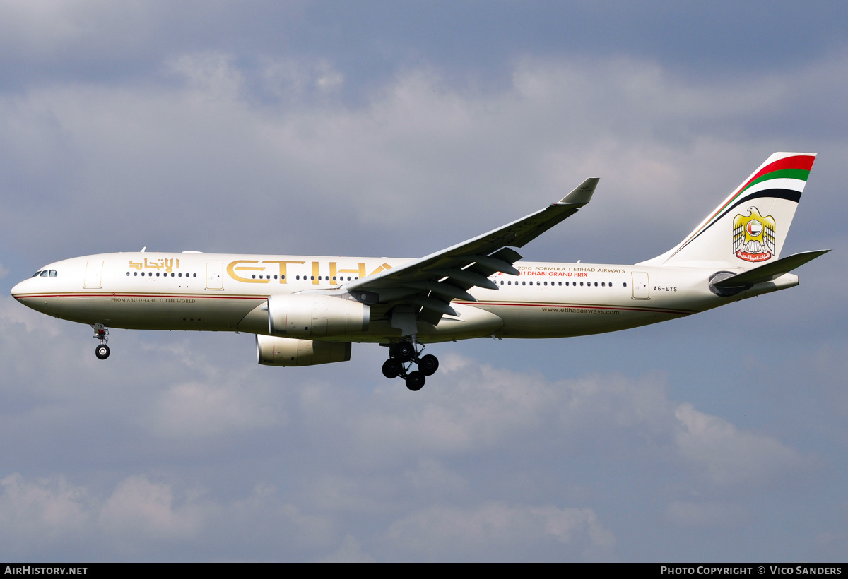 Aircraft Photo of A6-EYS | Airbus A330-243 | Etihad Airways | AirHistory.net #787783