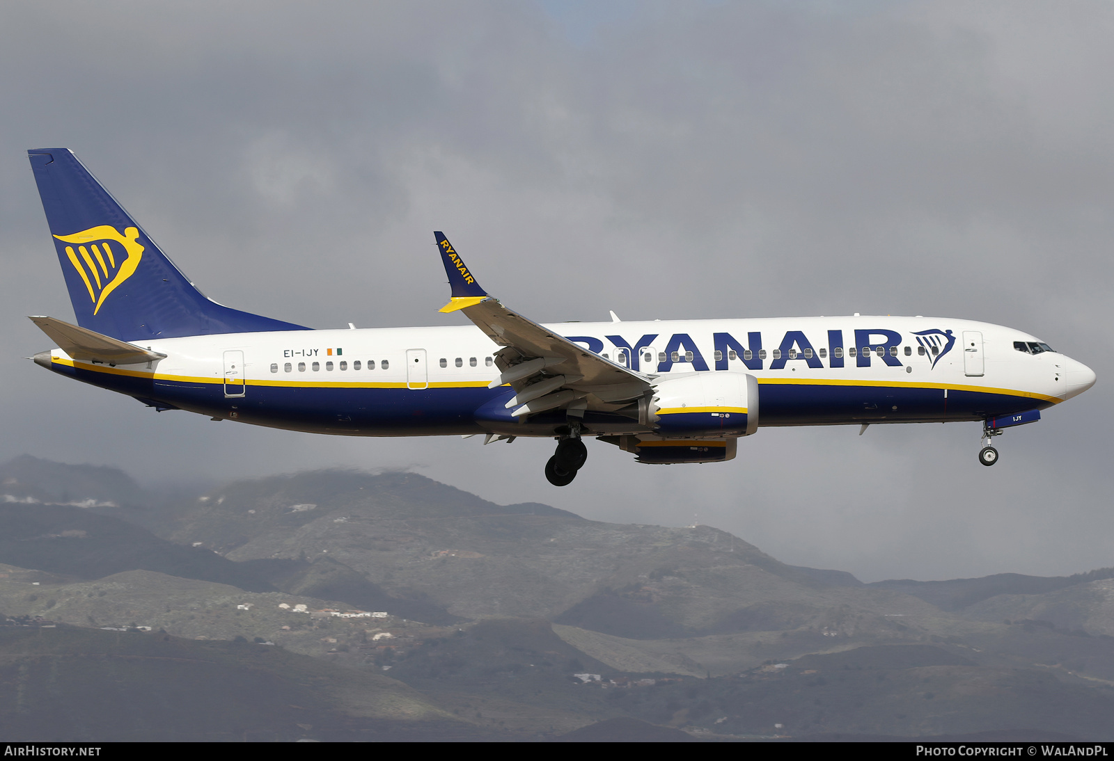 Aircraft Photo of EI-IJY | Boeing 737-8200 Max 200 | Ryanair | AirHistory.net #788010