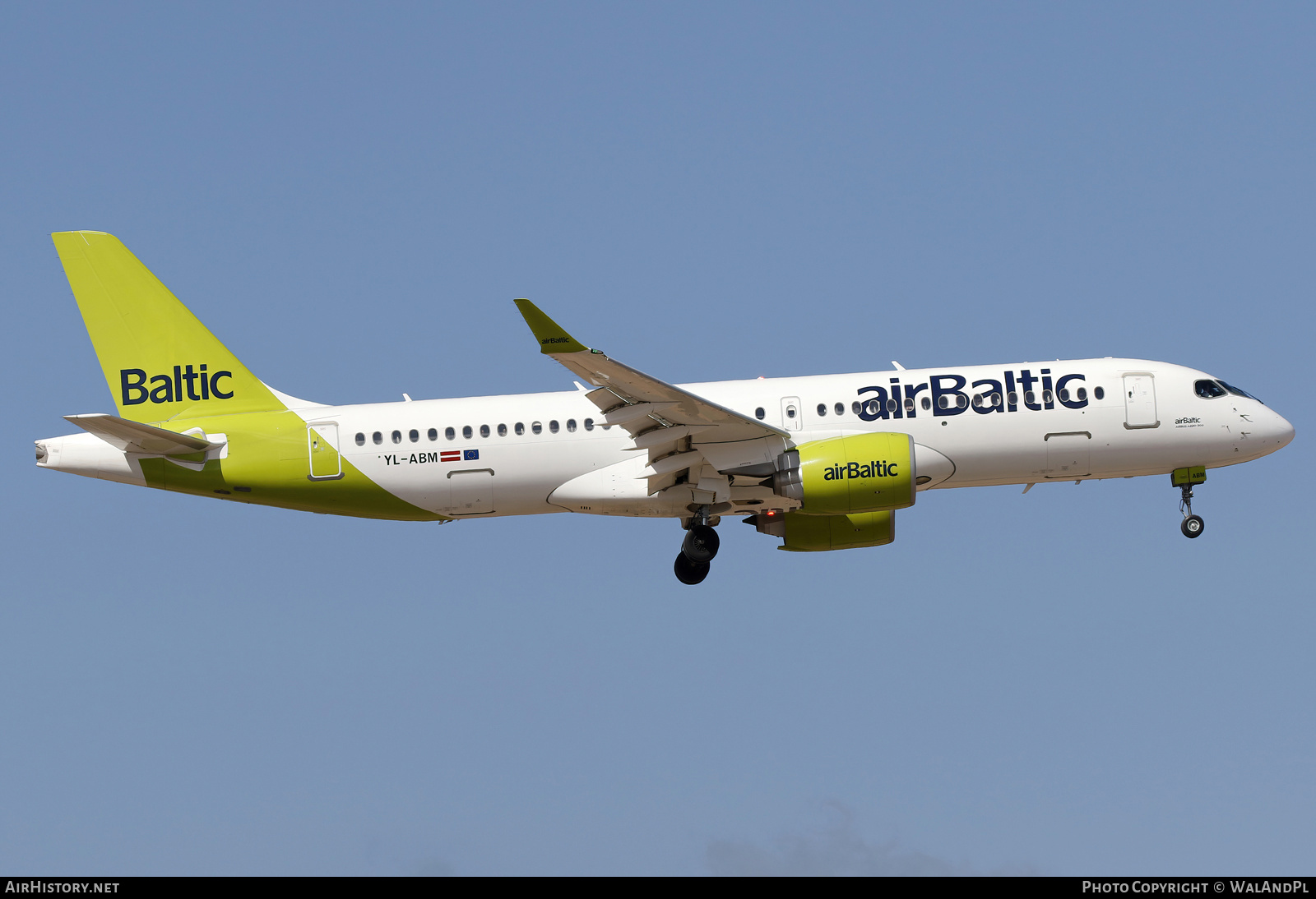 Aircraft Photo of YL-ABM | Airbus A220-371 (BD-500-1A11) | AirBaltic | AirHistory.net #788023