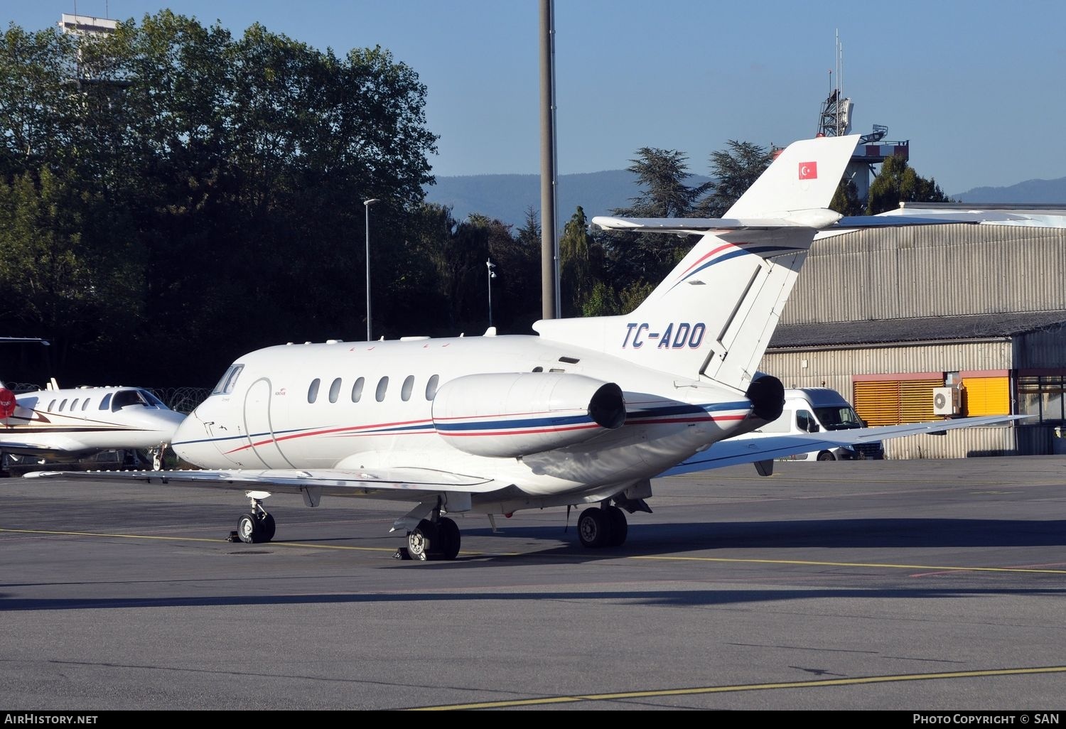 Aircraft Photo of TC-ADO | Raytheon Hawker 800XP | AirHistory.net #788353
