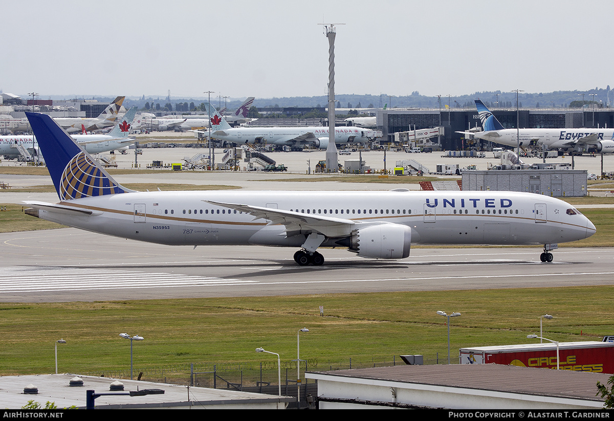Aircraft Photo of N35953 | Boeing 787-9 Dreamliner | United Airlines | AirHistory.net #788568