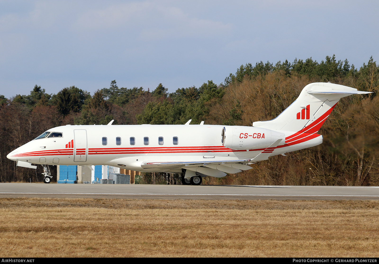 Aircraft Photo of CS-CBA | Bombardier Challenger 350 (BD-100-1A10) | AirHistory.net #788582
