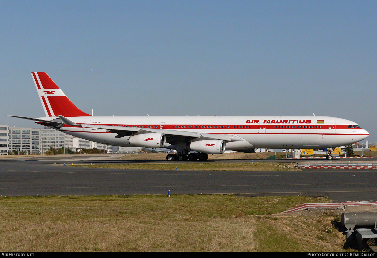Aircraft Photo of 3B-NAY | Airbus A340-313 | Air Mauritius | AirHistory.net #788627