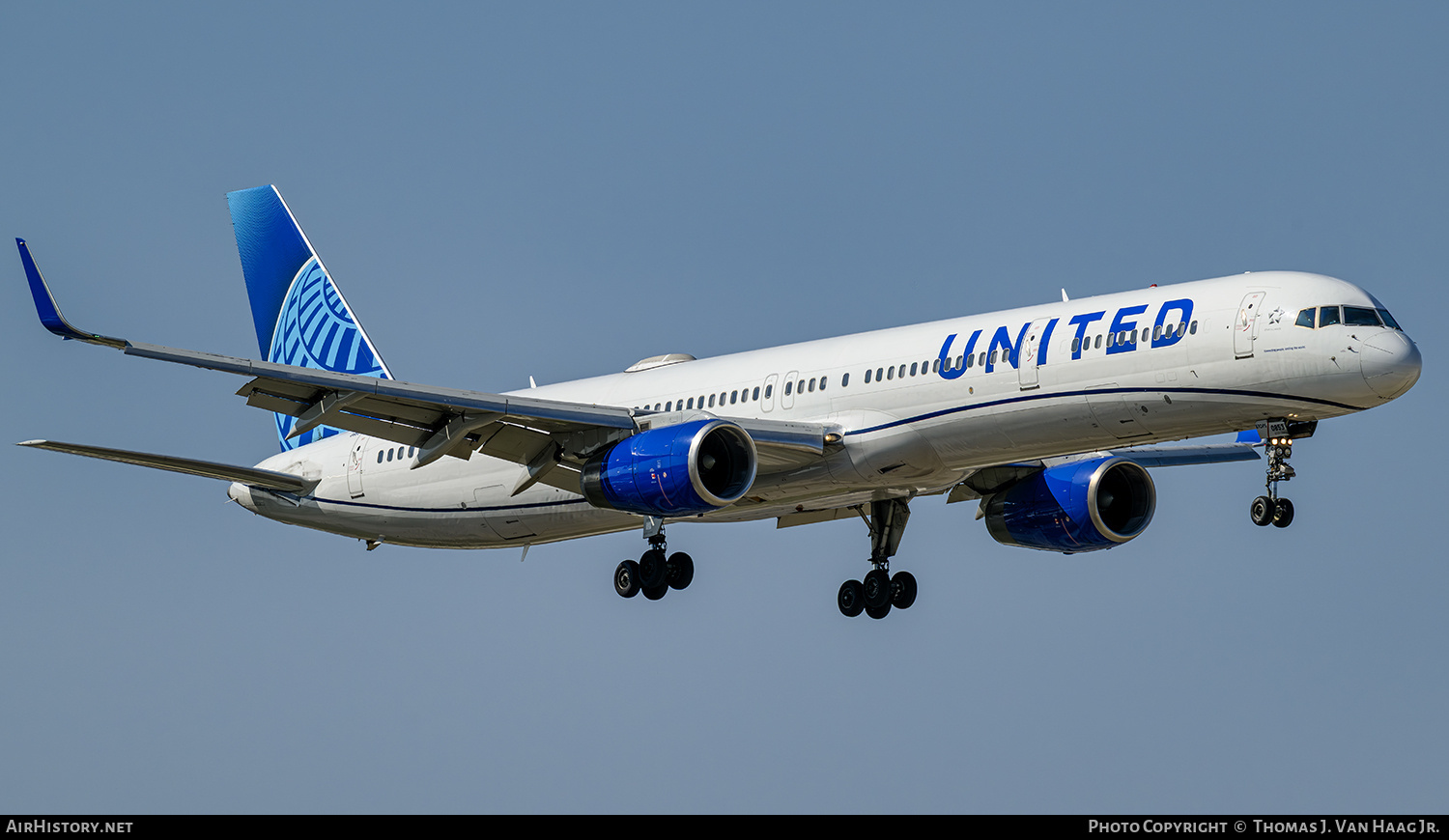 Aircraft Photo of N75853 | Boeing 757-324 | United Airlines | AirHistory.net #788711