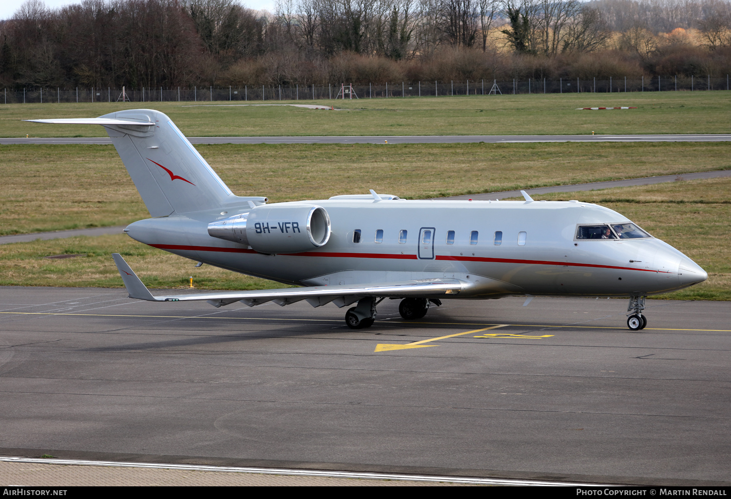 Aircraft Photo of 9H-VFR | Bombardier Challenger 605 (CL-600-2B16) | AirHistory.net #788750