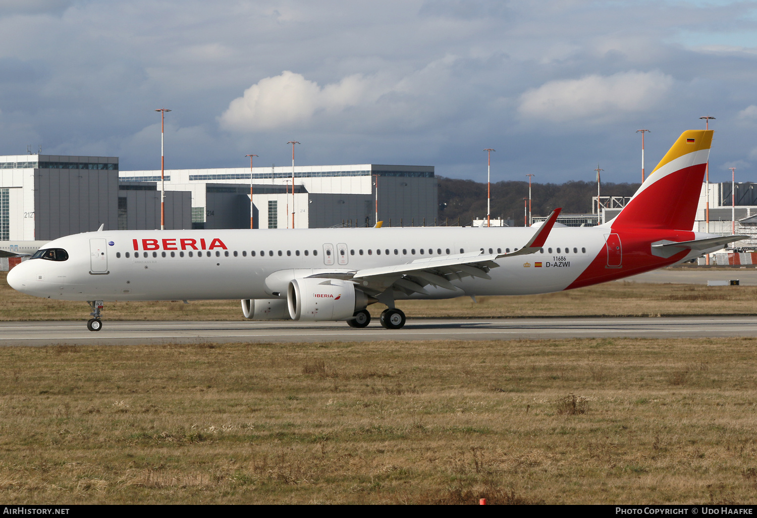 Aircraft Photo of D-AZWI / EC-OLE | Airbus A321-253NY | Iberia | AirHistory.net #788803