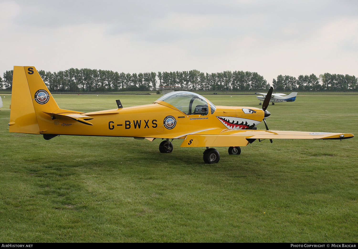Aircraft Photo of G-BWXS | Slingsby T-67M-260 Firefly | Ultimate High | AirHistory.net #788828