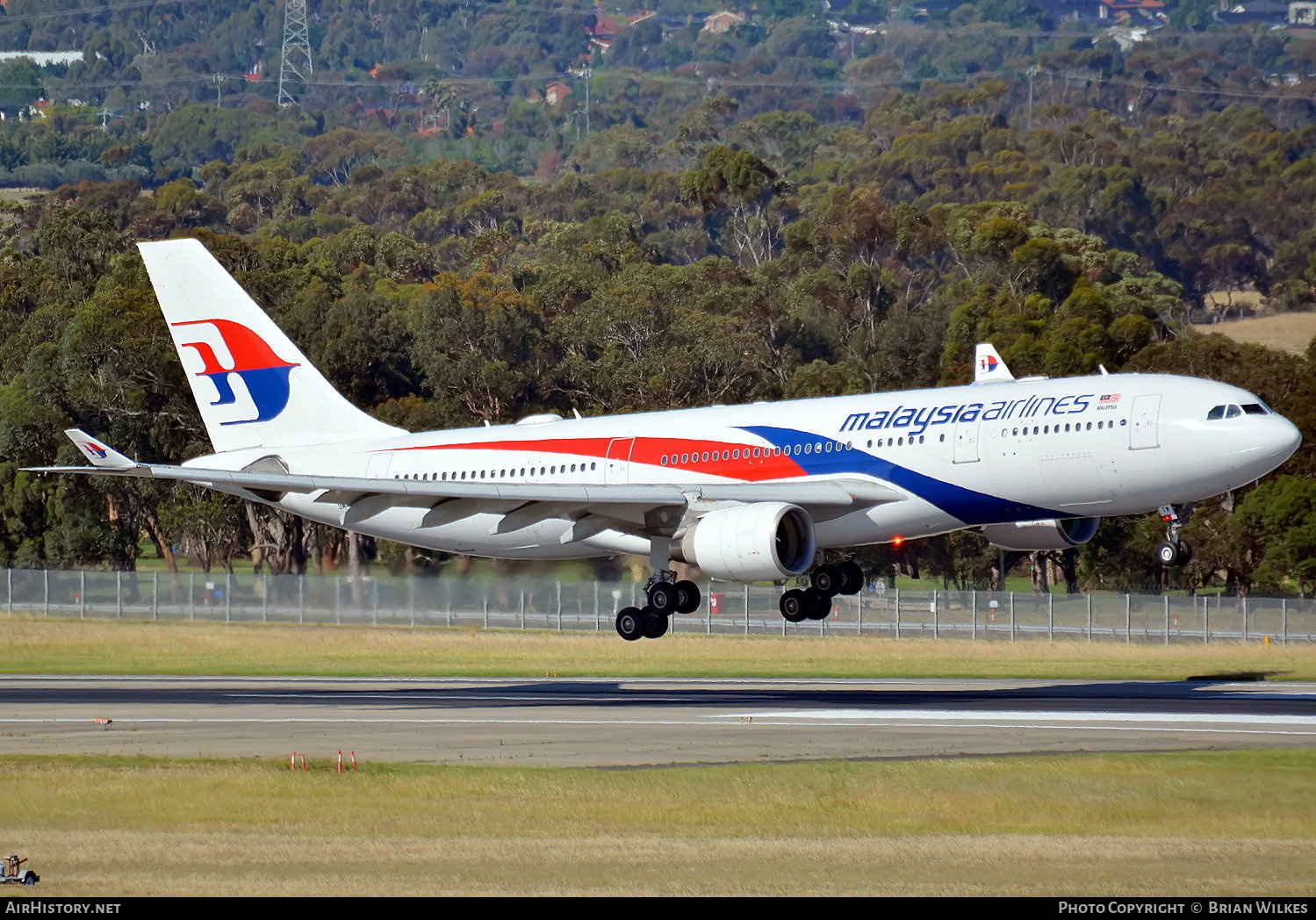 Aircraft Photo of 9M-MTV | Airbus A330-223 | Malaysia Airlines | AirHistory.net #788836