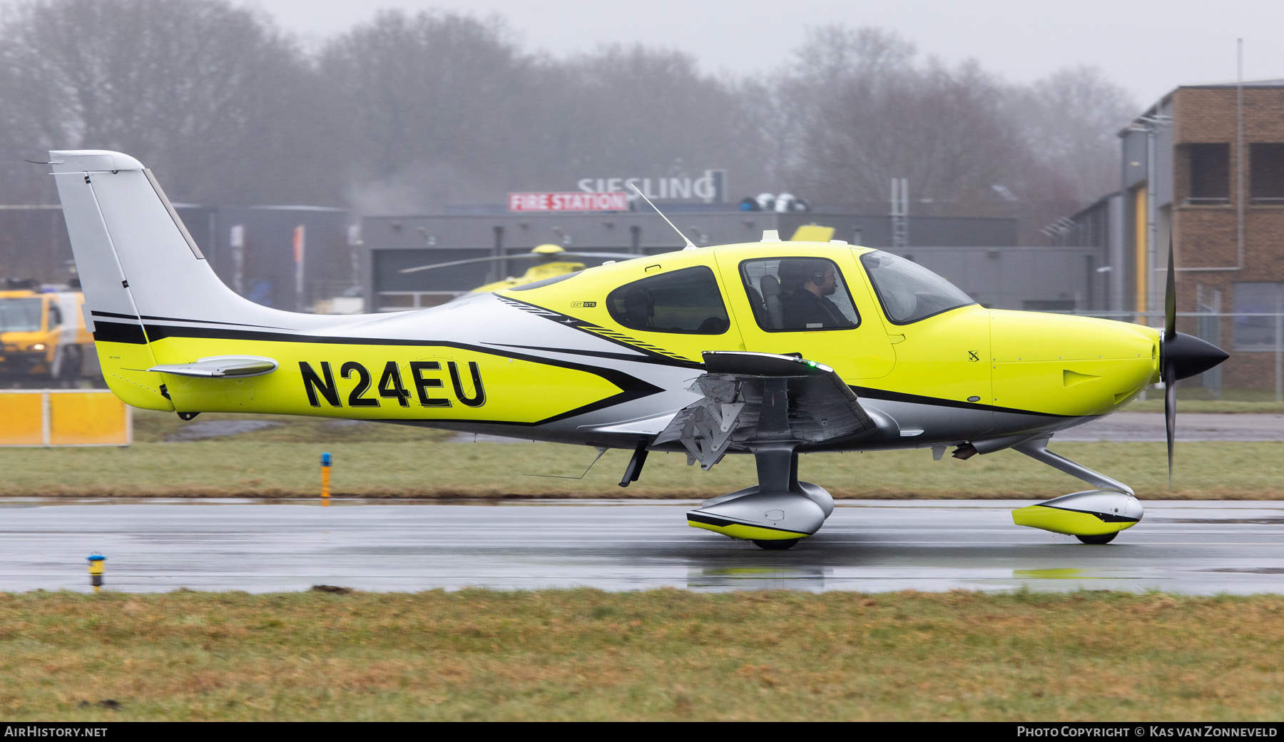 Aircraft Photo of N24EU | Cirrus SR-22T G7-GTS | AirHistory.net #788940