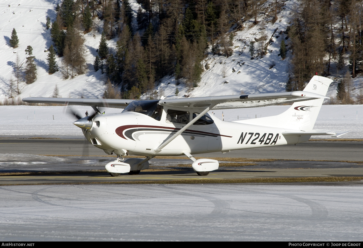 Aircraft Photo of N724BA | Cessna 182S Millennium Skylane | AirHistory.net #789056