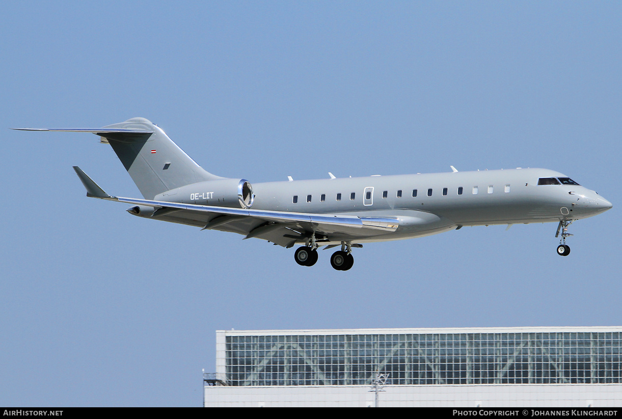 Aircraft Photo of OE-LIT | Bombardier Global 6000 (BD-700-1A10) | AirHistory.net #789085
