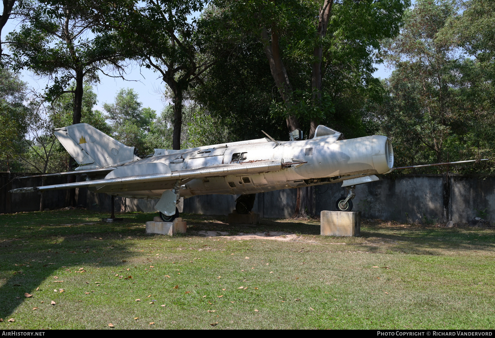 Aircraft Photo of 30-950 | Shenyang J-6C | Cambodia - Air Force | AirHistory.net #789162