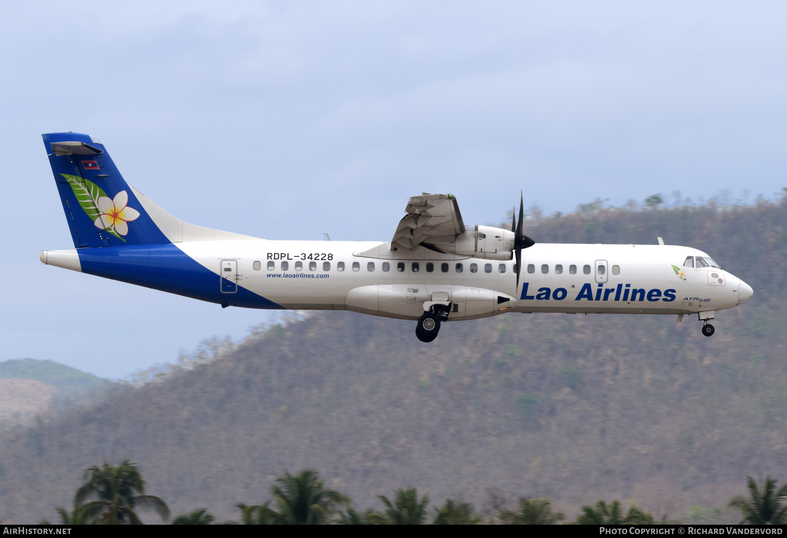 Aircraft Photo of RDPL-34228 | ATR ATR-72-600 (ATR-72-212A) | Lao Airlines | AirHistory.net #789171