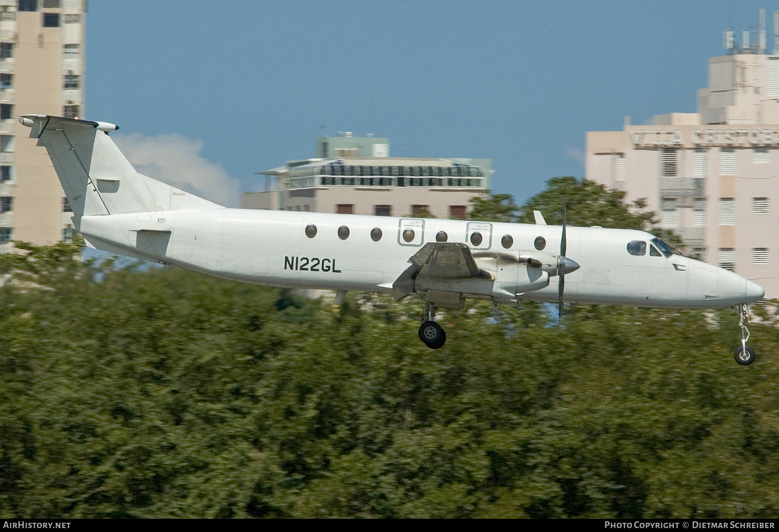 Aircraft Photo of N122GL | Beech 1900C-1 | AirHistory.net #789191