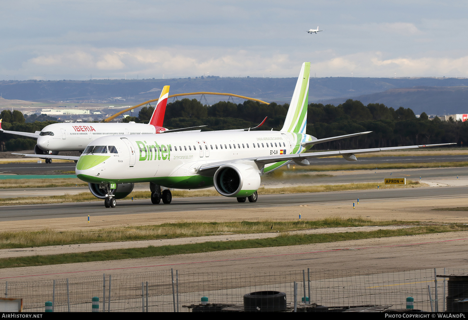 Aircraft Photo of EC-OJK | Embraer 195-E2 (ERJ-190-400) | Binter Canarias | AirHistory.net #789197