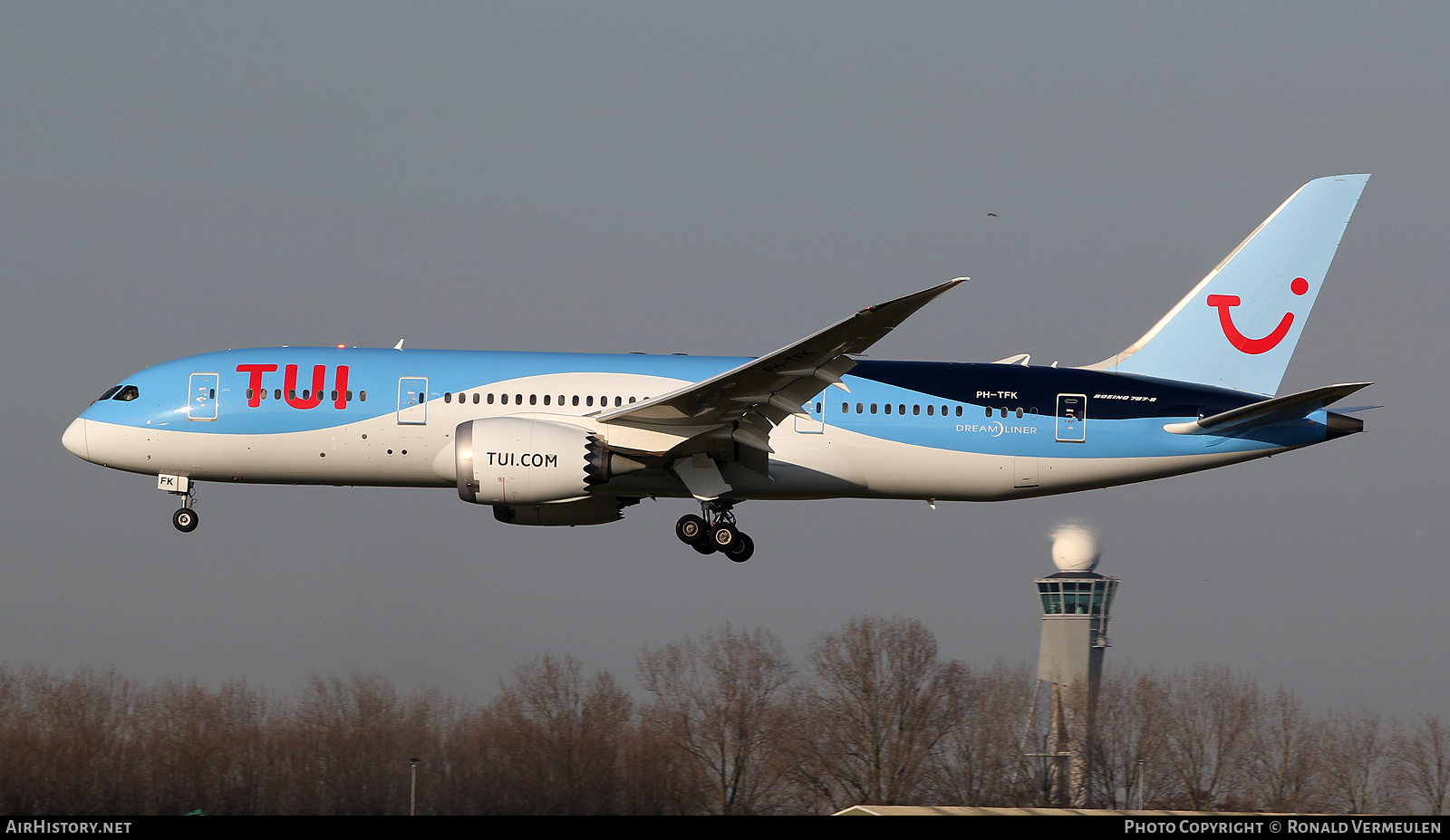 Aircraft Photo of PH-TFK | Boeing 787-8 Dreamliner | TUI | AirHistory.net #789199