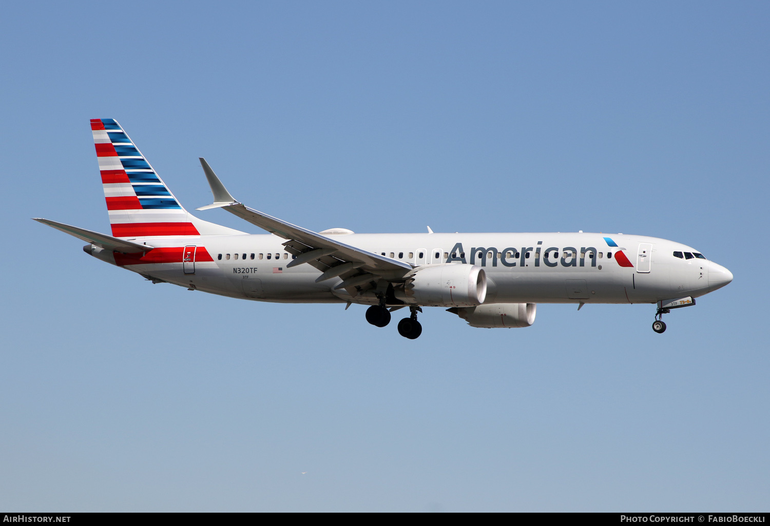 Aircraft Photo of N320TF | Boeing 737-8 Max 8 | American Airlines | AirHistory.net #789291