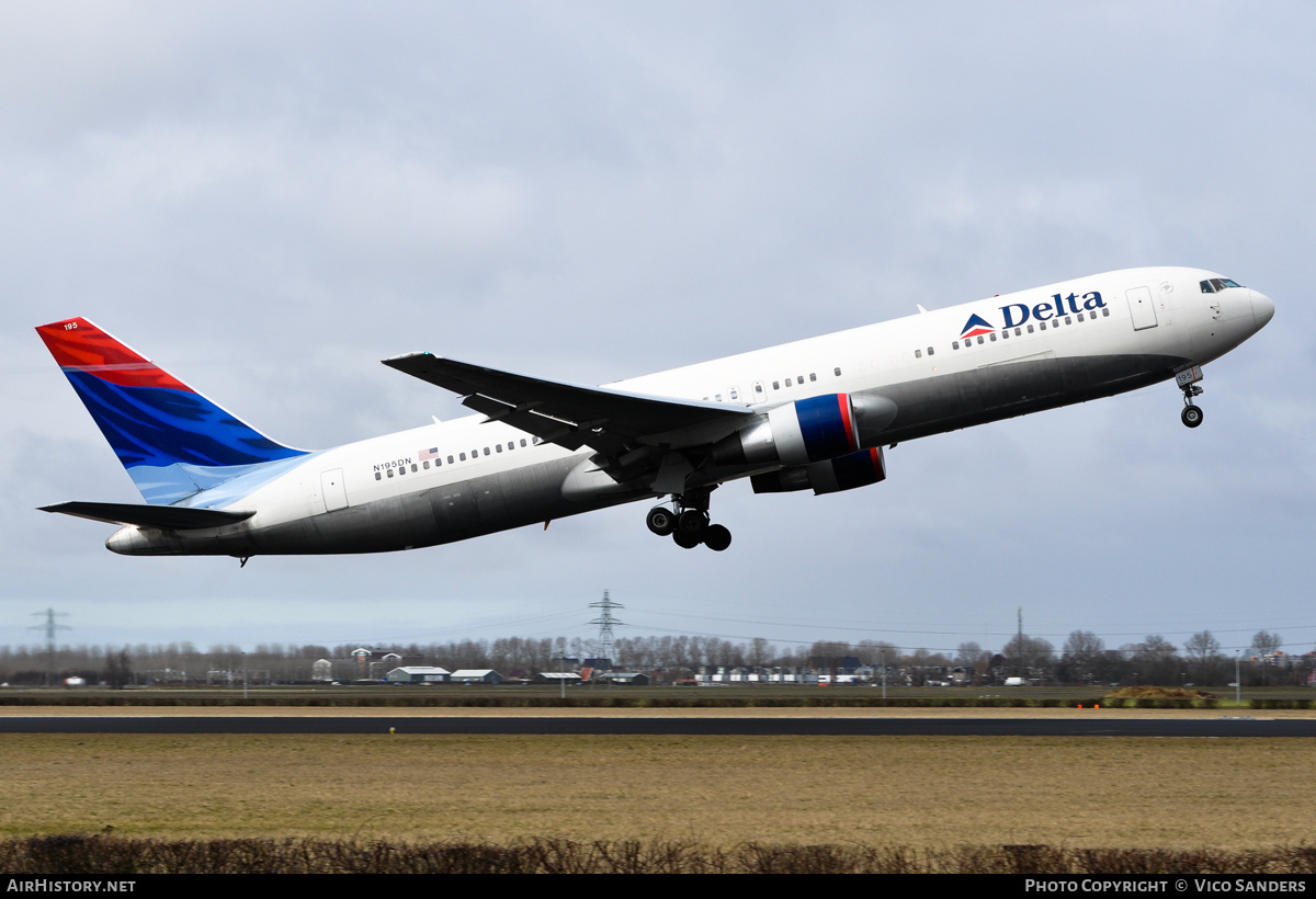 Aircraft Photo of N195DN | Boeing 767-332/ER | Delta Air Lines | AirHistory.net #789307