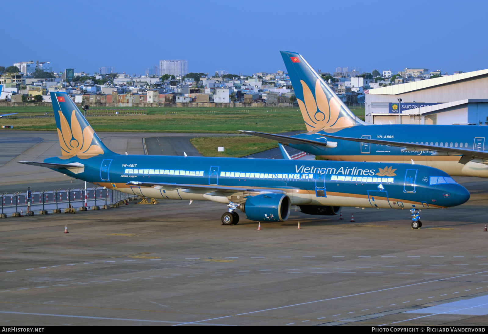 Aircraft Photo of VN-A617 | Airbus A321-272N | Vietnam Airlines | AirHistory.net #789370