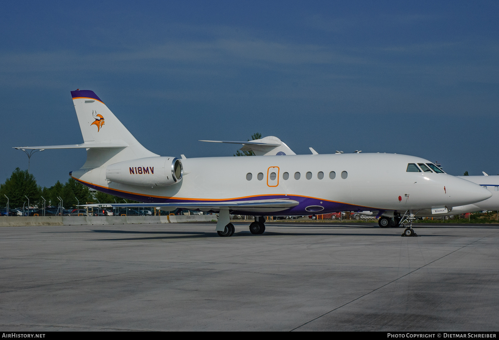 Aircraft Photo of N18MV | Dassault Falcon 2000 | AirHistory.net #789408