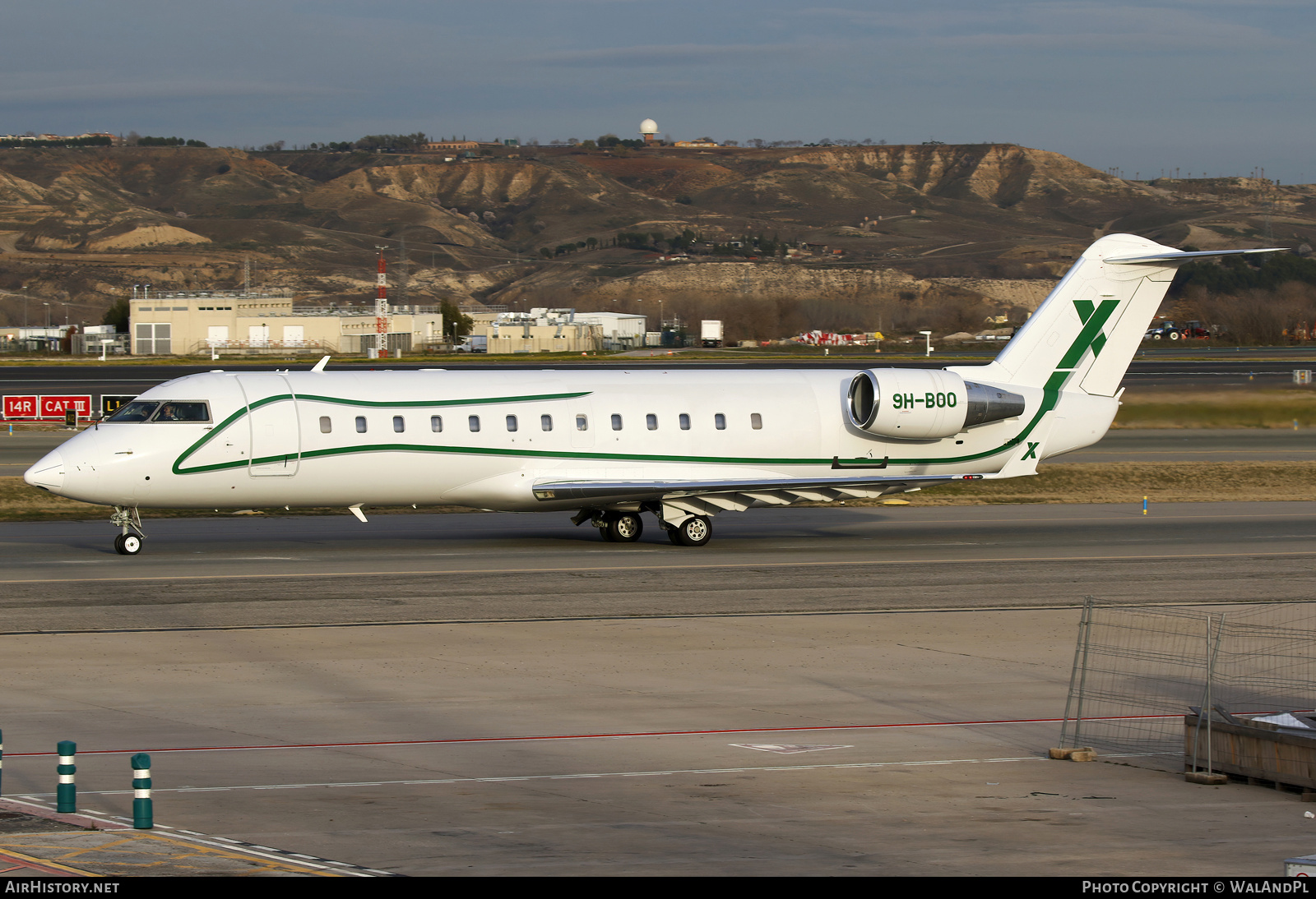 Aircraft Photo of 9H-BOO | Bombardier Challenger 850 (CRJ-200SE/CL-600-2B19) | AirX Charter | AirHistory.net #789478