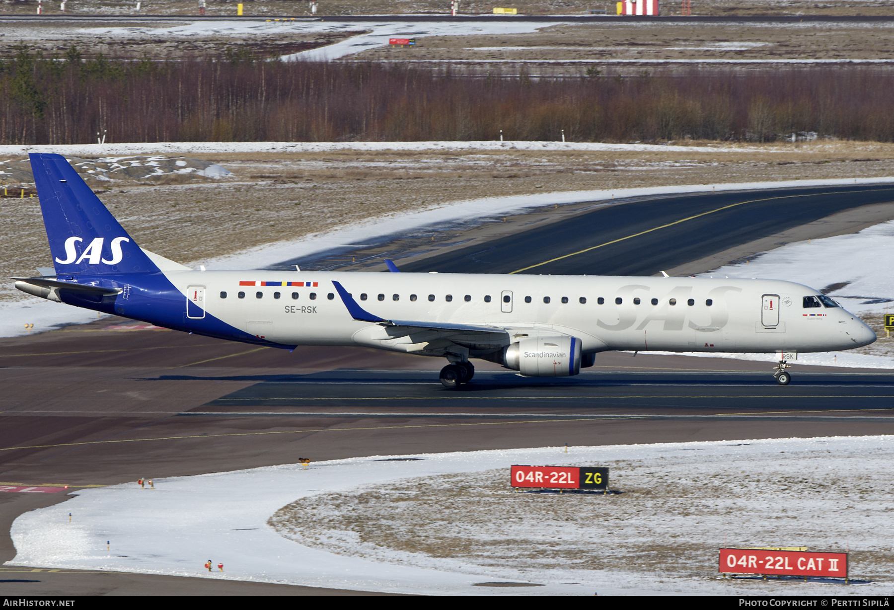 Aircraft Photo of SE-RSK | Embraer 195LR (ERJ-190-200LR) | Scandinavian Airlines - SAS | AirHistory.net #789547