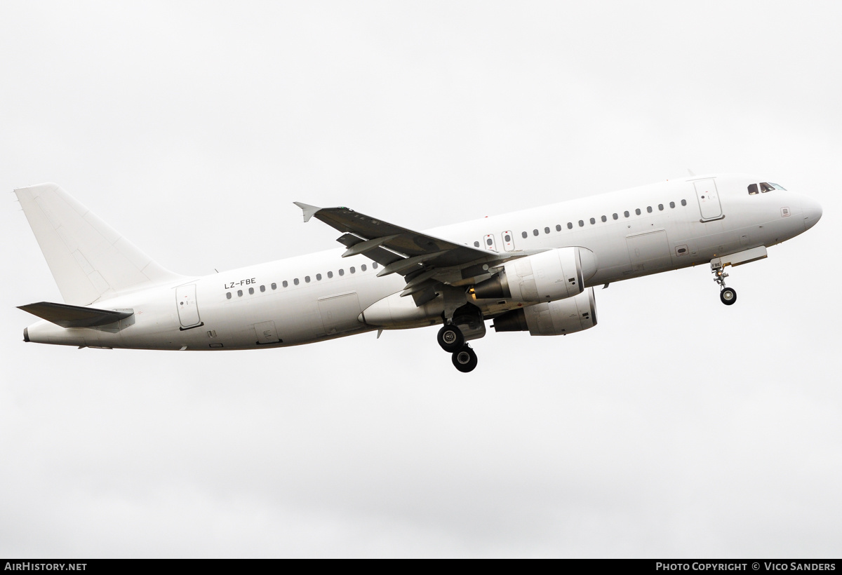 Aircraft Photo of LZ-FBE | Airbus A320-214 | AirHistory.net #789570