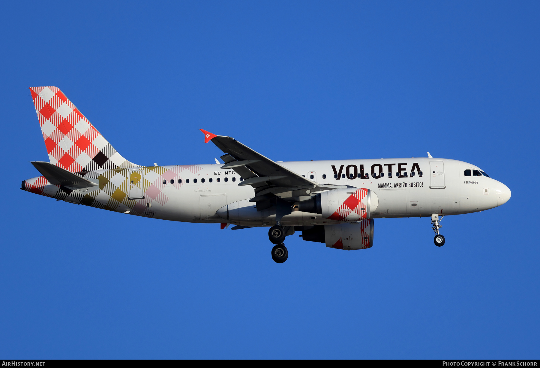 Aircraft Photo of EC-MTC | Airbus A319-111 | Volotea | AirHistory.net #789590