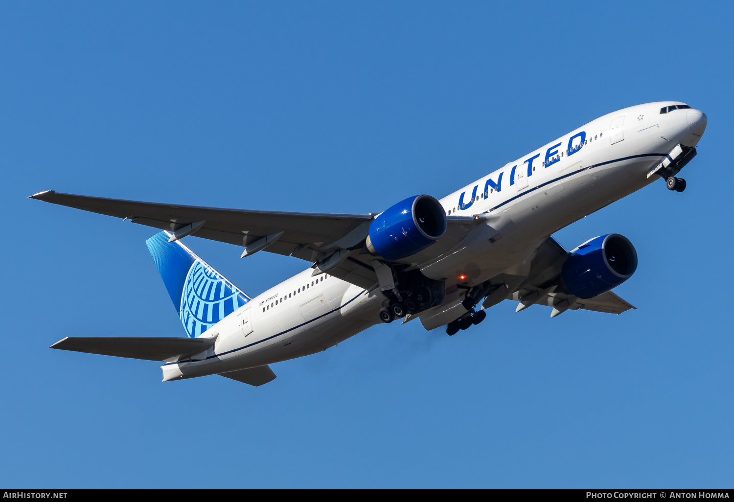 Aircraft Photo of N78002 | Boeing 777-224/ER | United Airlines | AirHistory.net #789619