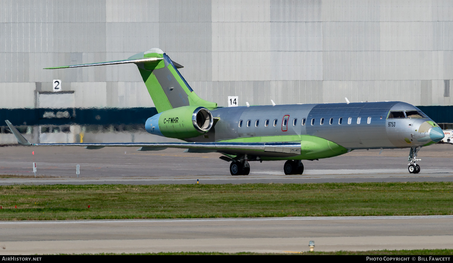 Aircraft Photo of C-FMHR | Bombardier Global 6000 (BD-700-1A10) | AirHistory.net #789625