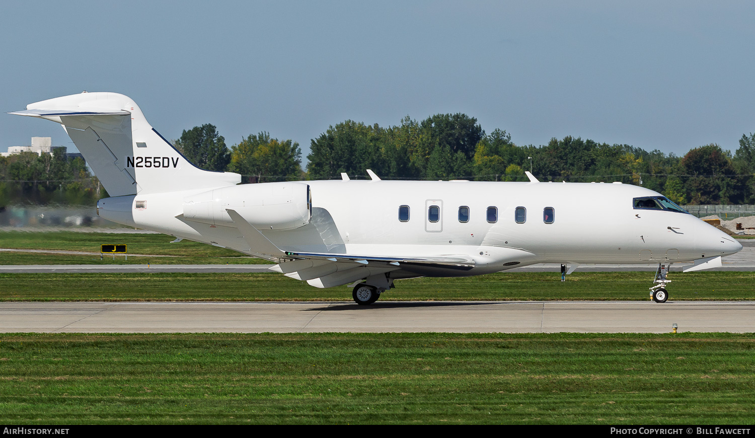 Aircraft Photo of N255DV | Bombardier Challenger 350 (BD-100-1A10) | AirHistory.net #789679