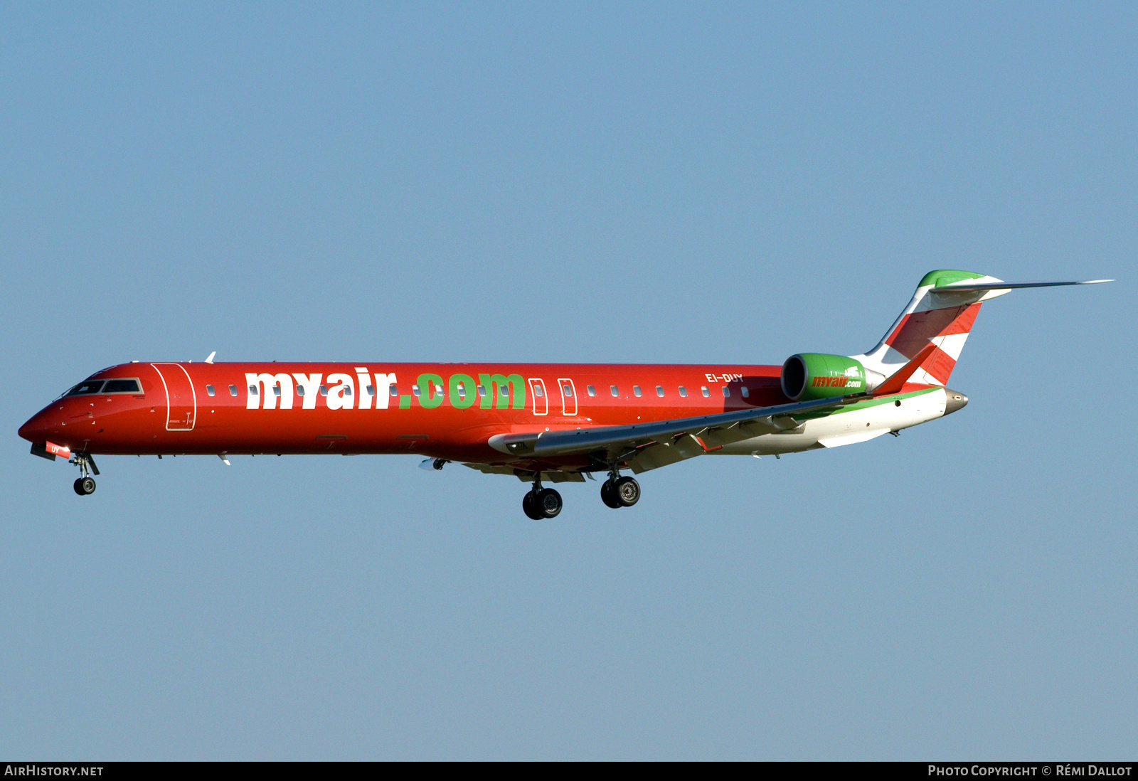 Aircraft Photo of EI-DUY | Bombardier CRJ-900ER (CL-600-2D24) | Myair | AirHistory.net #789722