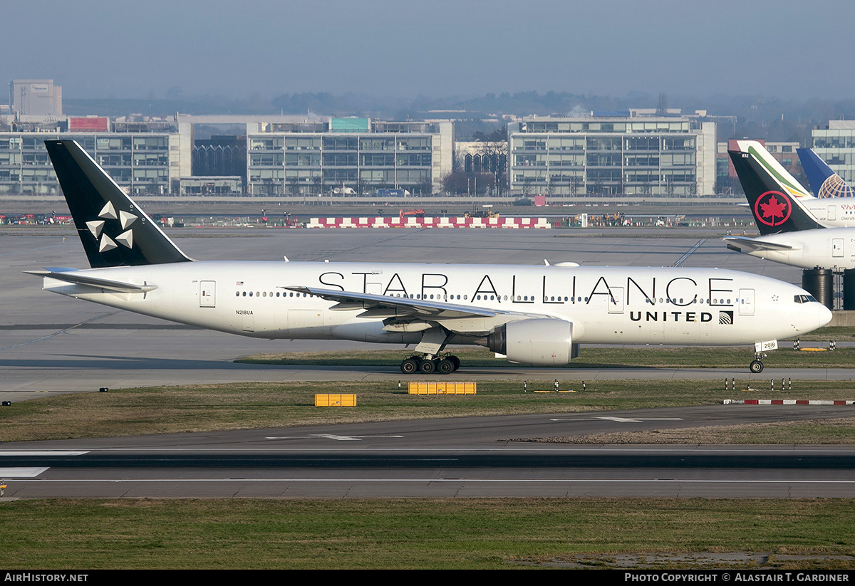 Aircraft Photo of N218UA | Boeing 777-222/ER | United Airlines | AirHistory.net #789754