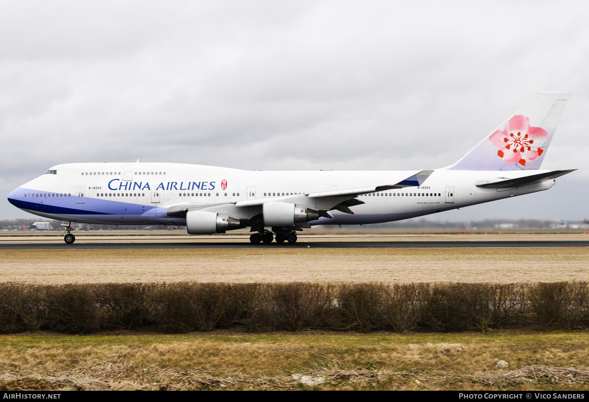 Aircraft Photo of B-18202 | Boeing 747-409 | China Airlines | AirHistory.net #789778