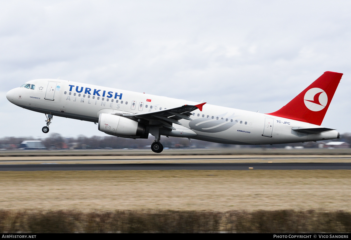 Aircraft Photo of TC-JPC | Airbus A320-232 | Turkish Airlines | AirHistory.net #789784