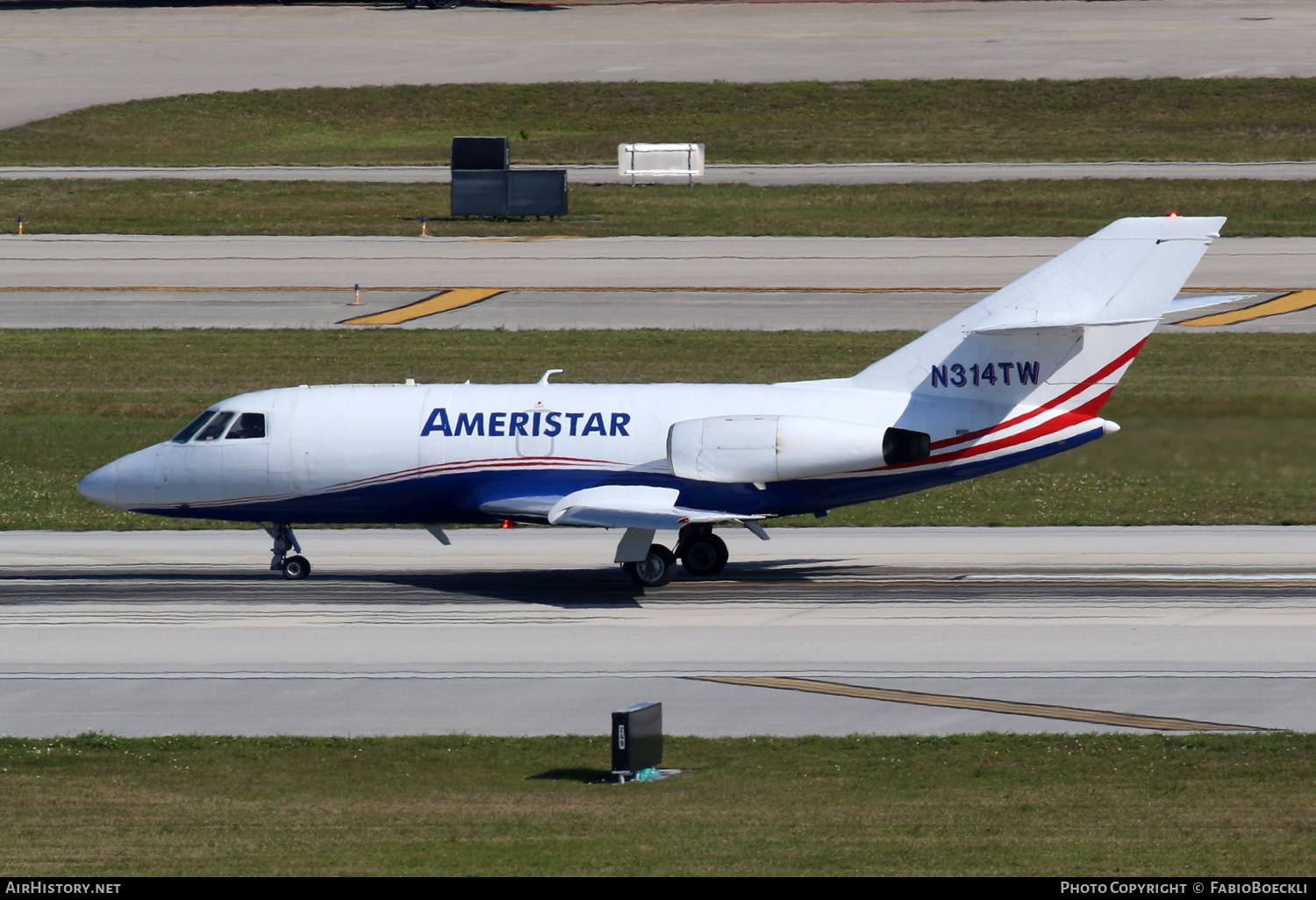 Aircraft Photo of N314TW | Dassault Falcon 20E | Ameristar | AirHistory.net #789866