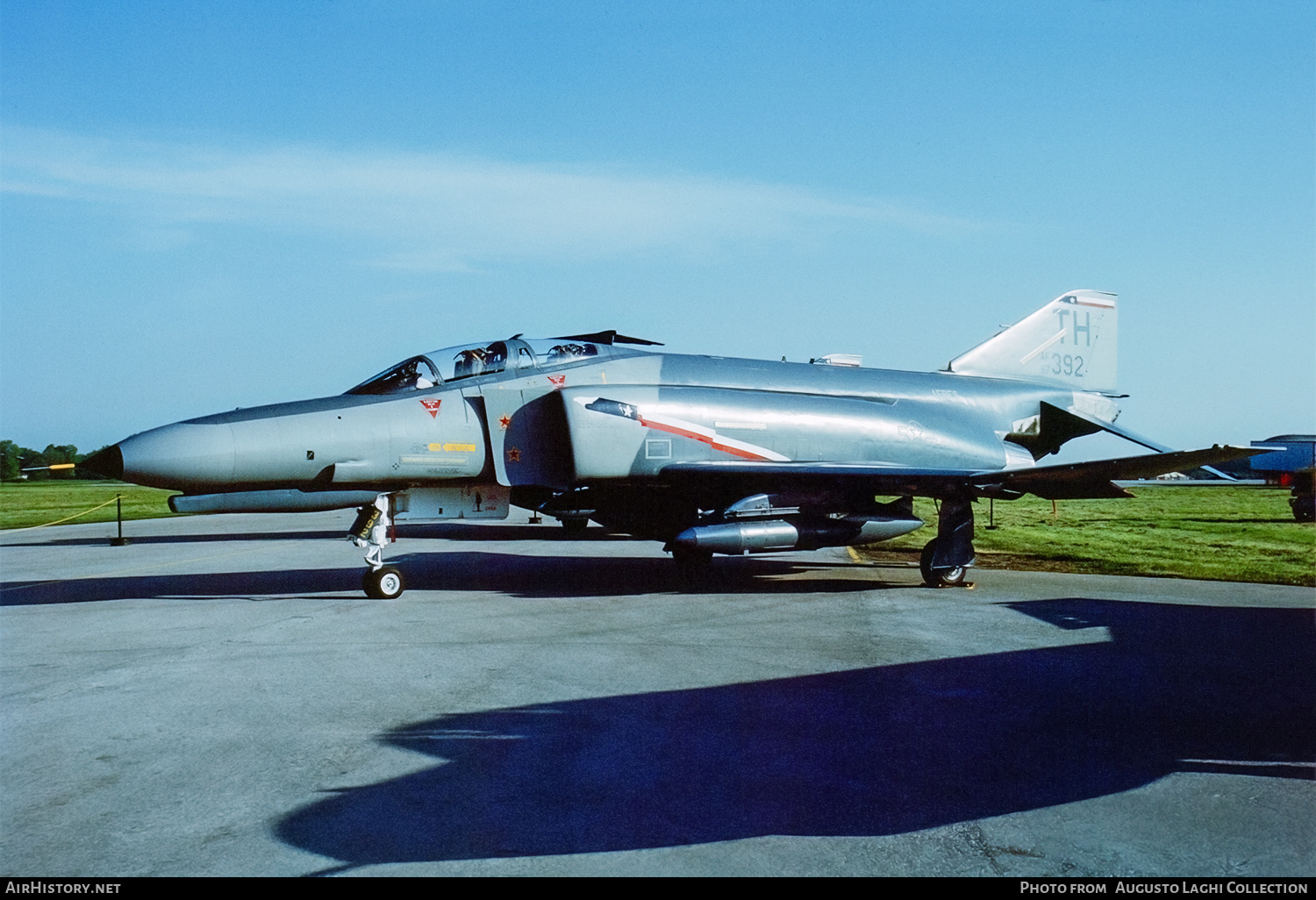 Aircraft Photo of 67-0392 / AF67-392 | McDonnell Douglas F-4E Phantom II | USA - Air Force | AirHistory.net #790000