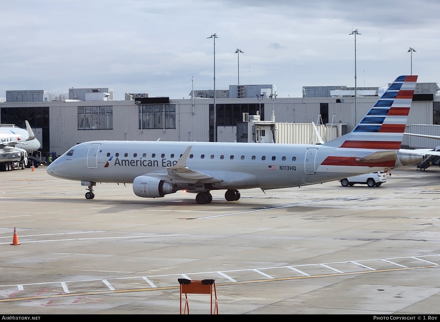 Aircraft Photo of N113HQ | Embraer 175LR (ERJ-170-200LR) | American Eagle | AirHistory.net #790025