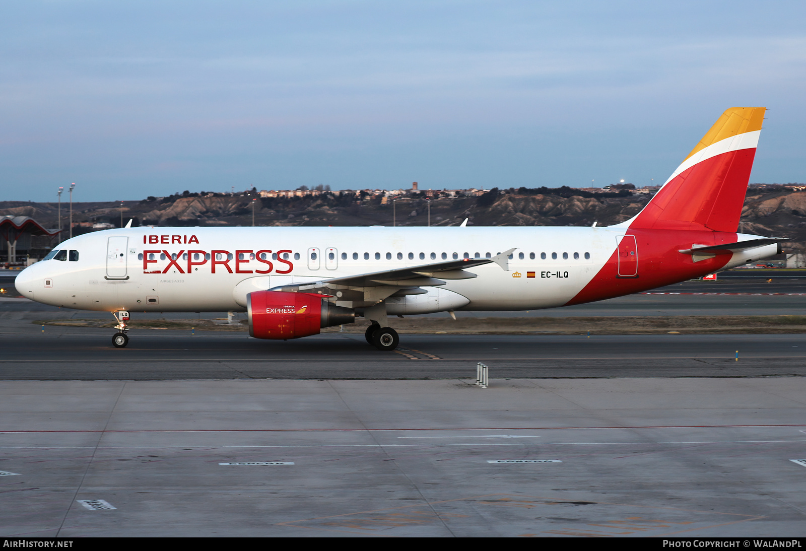 Aircraft Photo of EC-ILQ | Airbus A320-214 | Iberia Express | AirHistory.net #790028