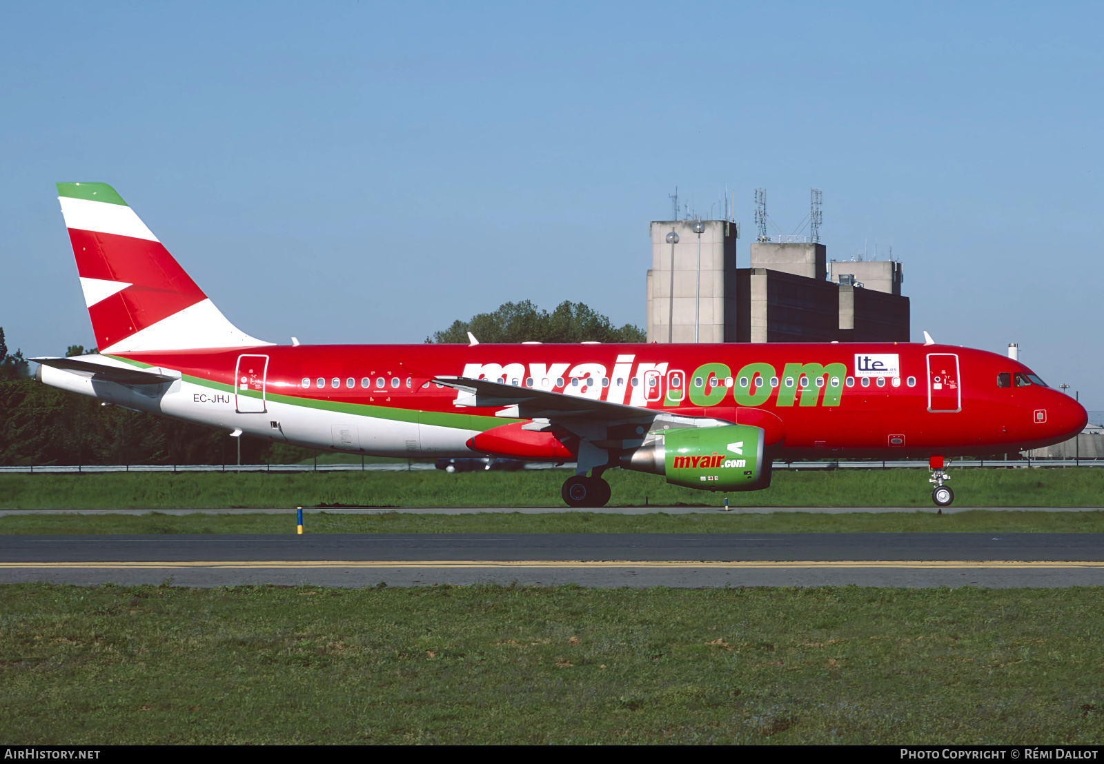 Aircraft Photo of EC-JHJ | Airbus A320-214 | Myair | AirHistory.net #790045