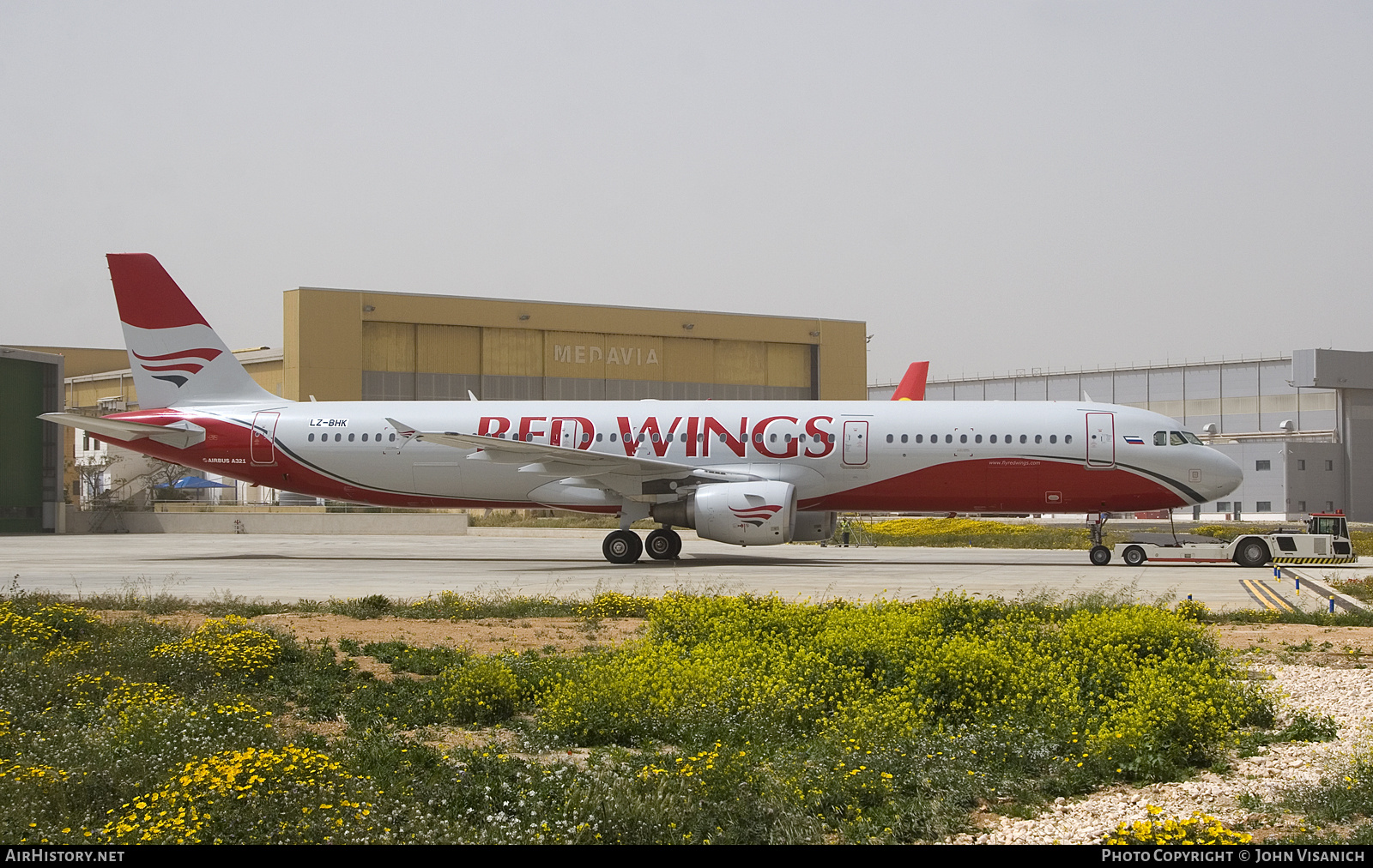 Aircraft Photo of LZ-BHK | Airbus A321-211 | Red Wings | AirHistory.net #790108