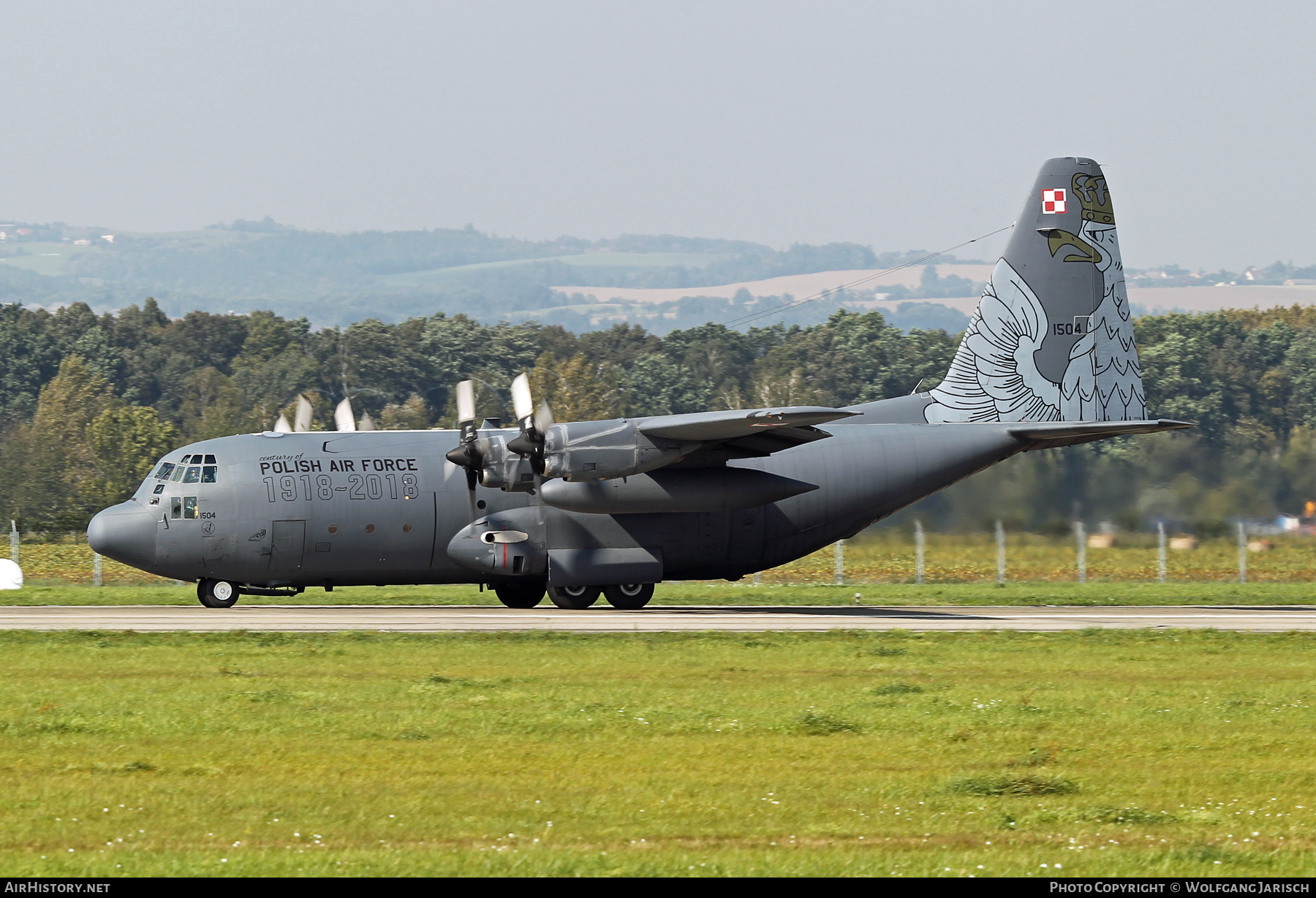 Aircraft Photo of 1504 | Lockheed C-130E Hercules (L-382) | Poland - Air Force | AirHistory.net #790342