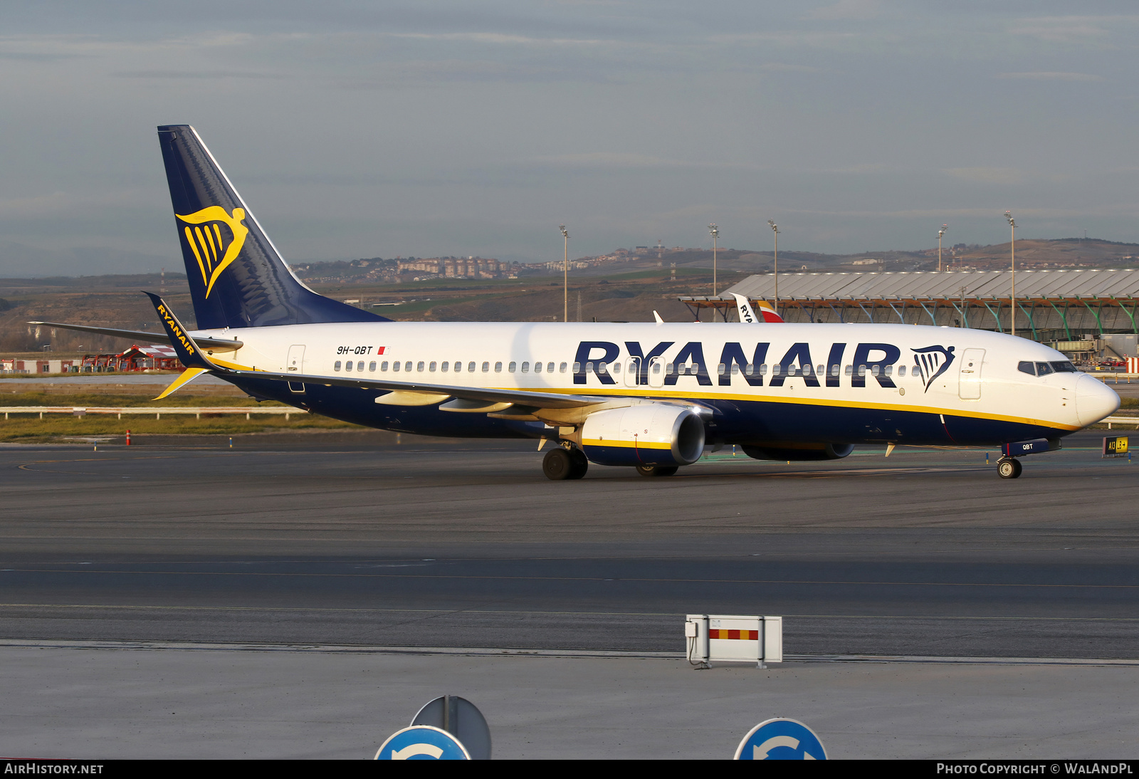 Aircraft Photo of 9H-QBT | Boeing 737-8AS | Ryanair | AirHistory.net #790345