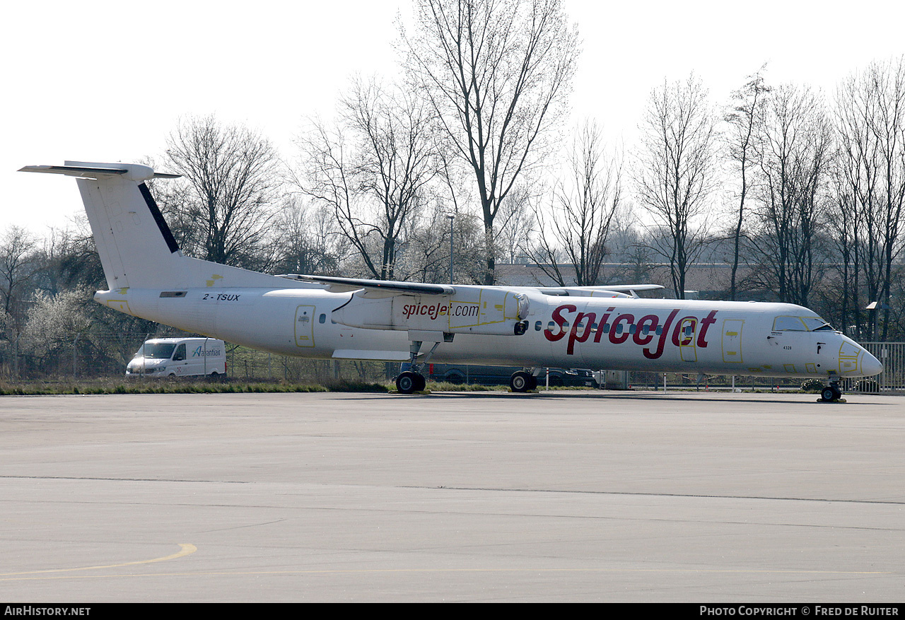 Aircraft Photo of 2-TSUX | Bombardier DHC-8-402 Dash 8 | SpiceJet | AirHistory.net #790510