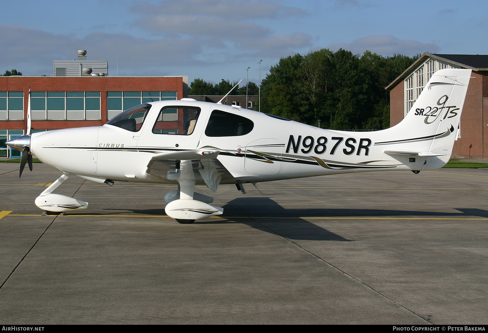 Aircraft Photo of N987SR | Cirrus SR-22 G2-GTS | AirHistory.net #790597