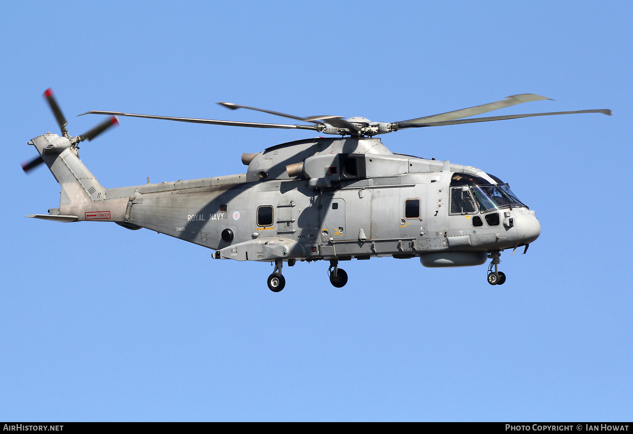 Aircraft Photo of ZH829 | EHI EH101-111 Merlin HM2 | UK - Navy | AirHistory.net #790784