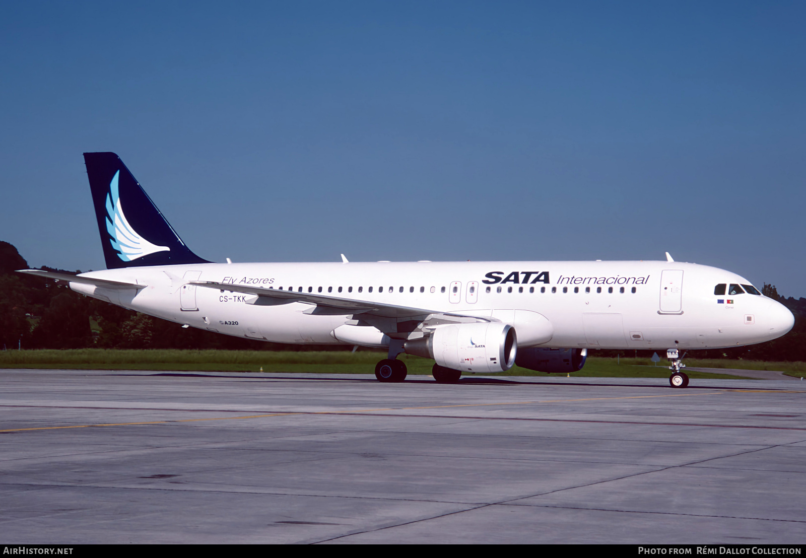 Aircraft Photo of CS-TKK | Airbus A320-214 | SATA Internacional | AirHistory.net #790802