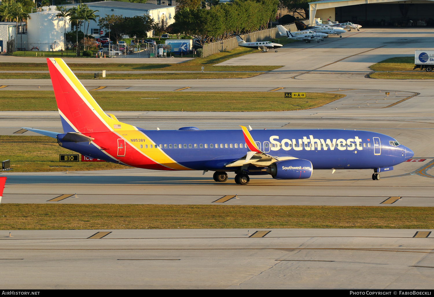 Aircraft Photo of N8538V | Boeing 737-800 | Southwest Airlines | AirHistory.net #790854
