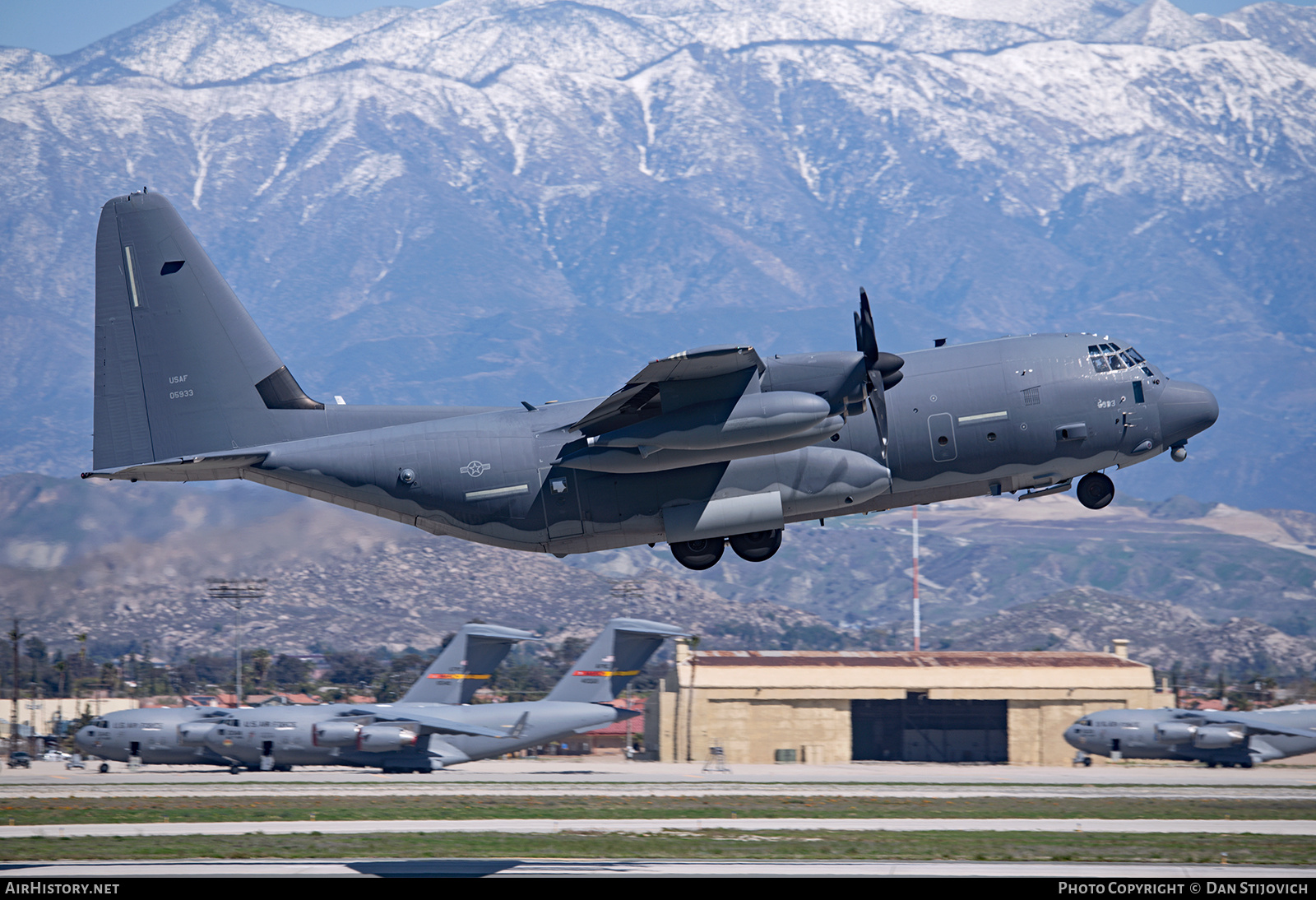 Aircraft Photo of 20-5933 / 05933 | Lockheed Martin MC-130J Commando II (L-382) | USA - Air Force | AirHistory.net #790918