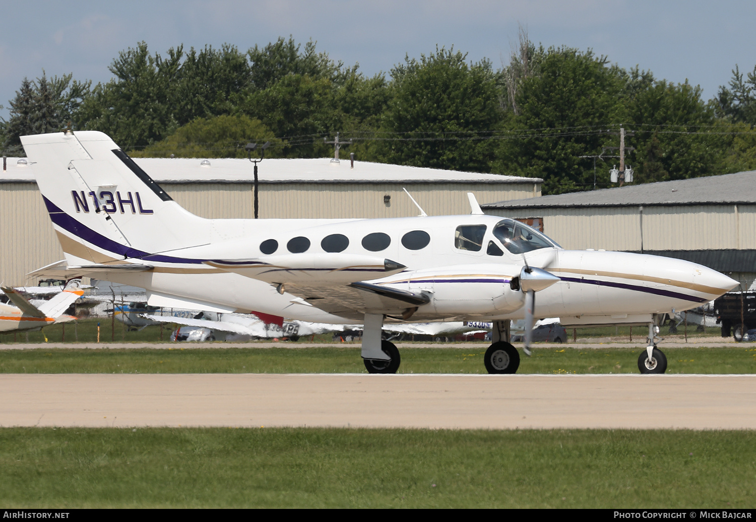 Aircraft Photo of N13HL | Cessna 421B Golden Eagle | AirHistory.net #790926
